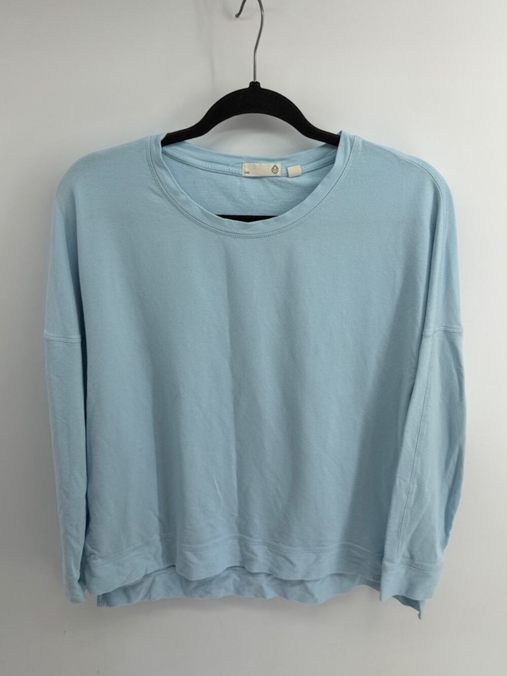 TASC Performance bamboo blend wide neck long sleeve drop shoulder t-shirt sz M